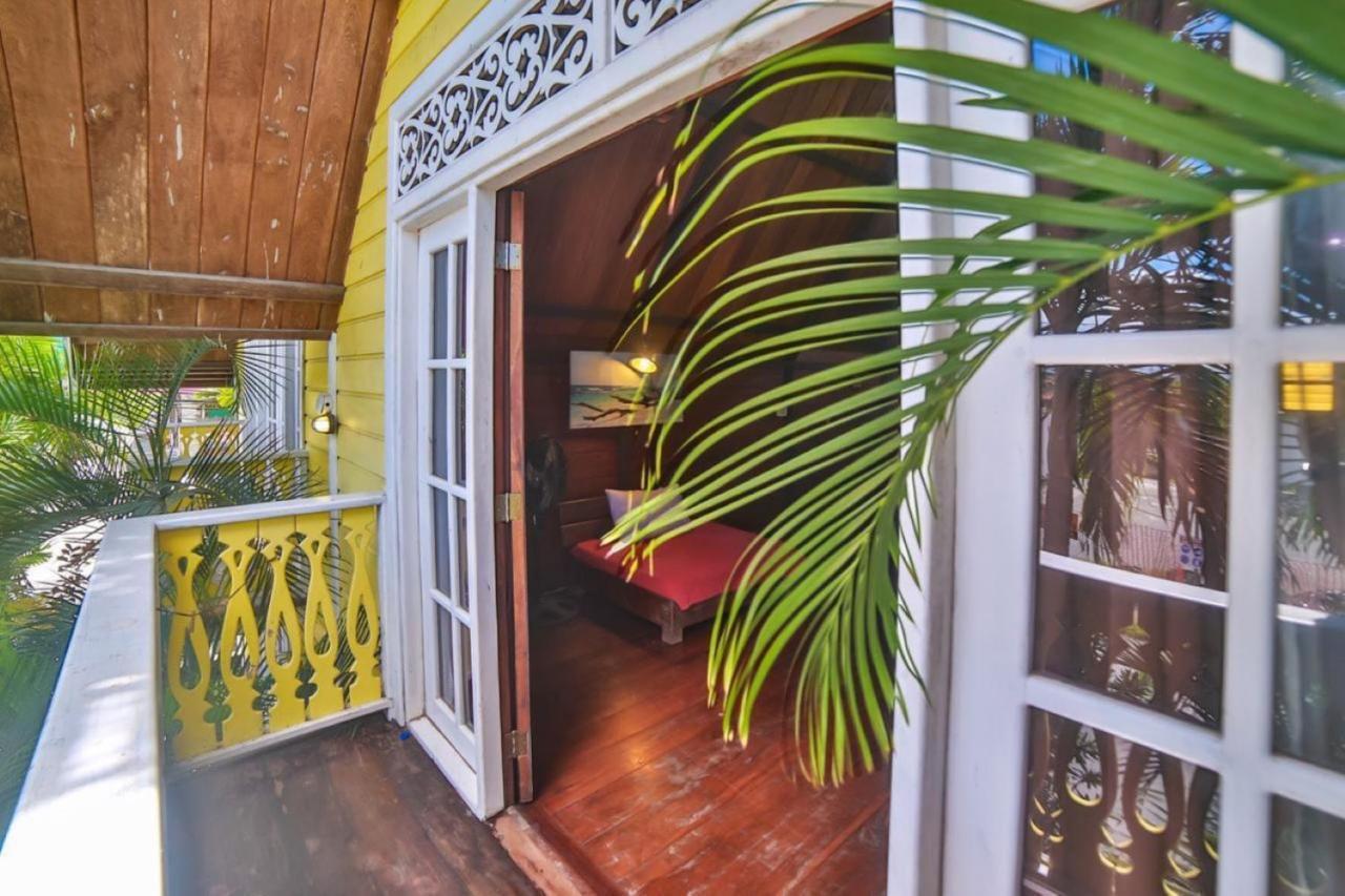 Yellow Houses Bocas Duplex 보카스 타운 외부 사진